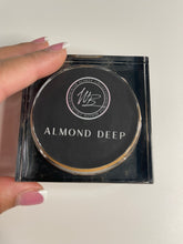 Load image into Gallery viewer, Almond Deep Matte Setting Powder
